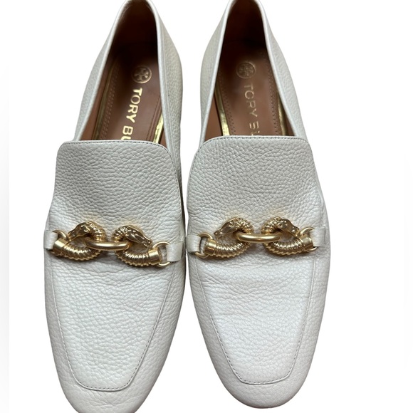 TORY BURCH: Cream Jessa Pebbled Leather Loafer with Gold Details -Size 9 - Picture 2 of 10